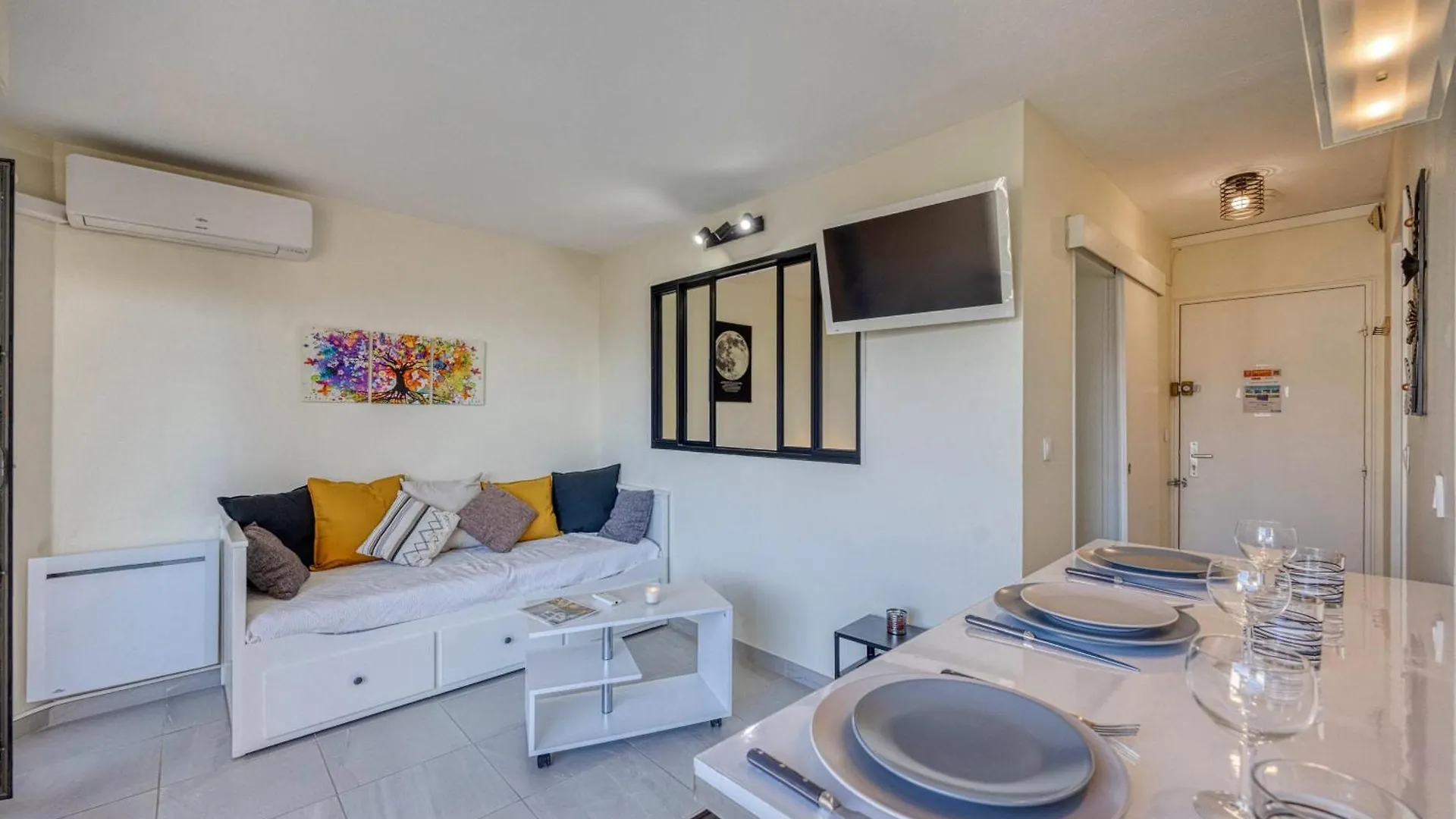 Apartment L'Hotelier - Chu / Bein Sport/Canal + Meylan